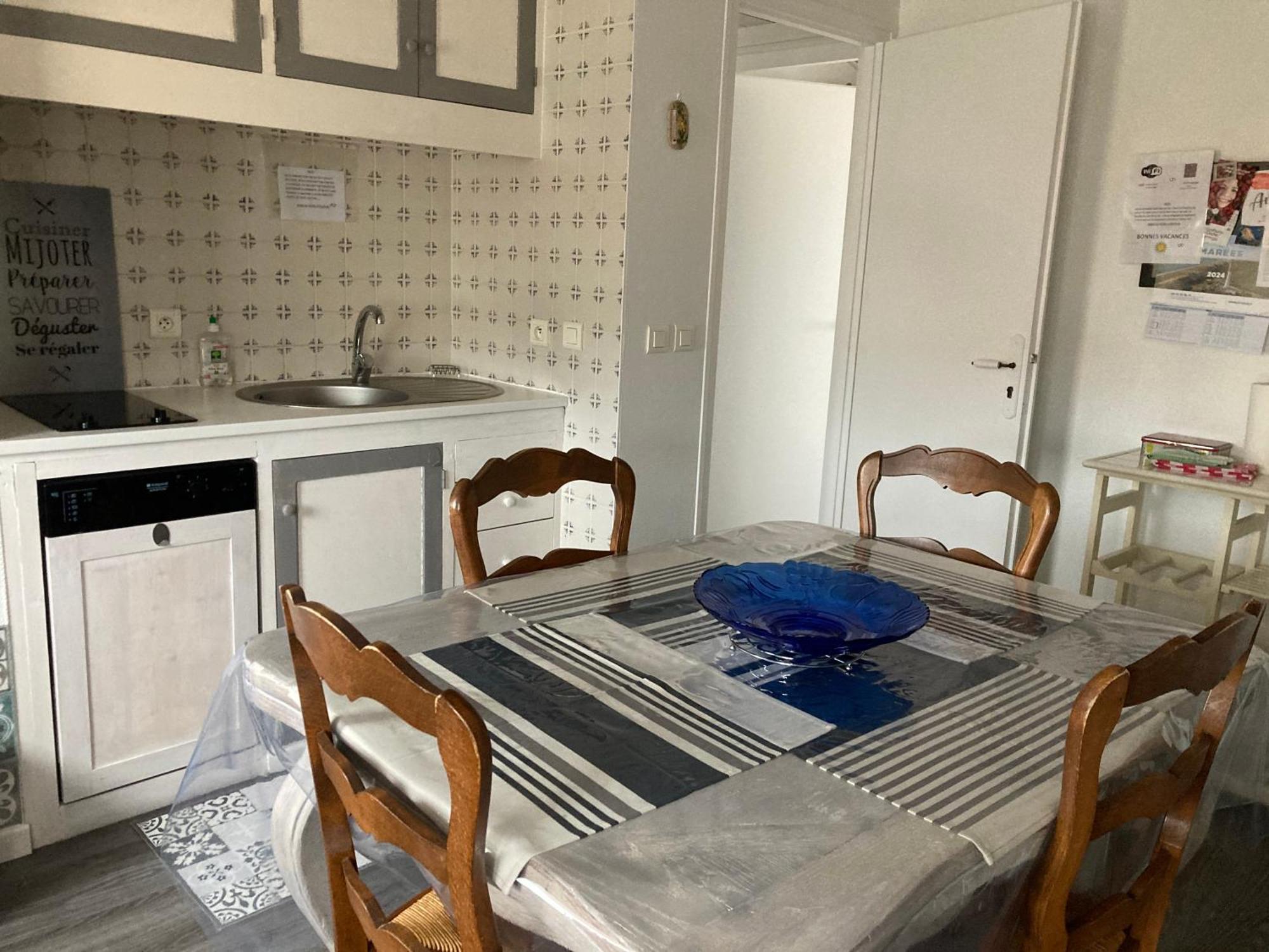 La Berrichonne Hotel Ars-en-Re Ngoại thất bức ảnh
